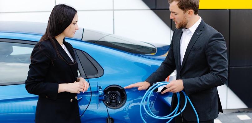 Agevolazioni e risparmi per chi possiede un'auto elettrica